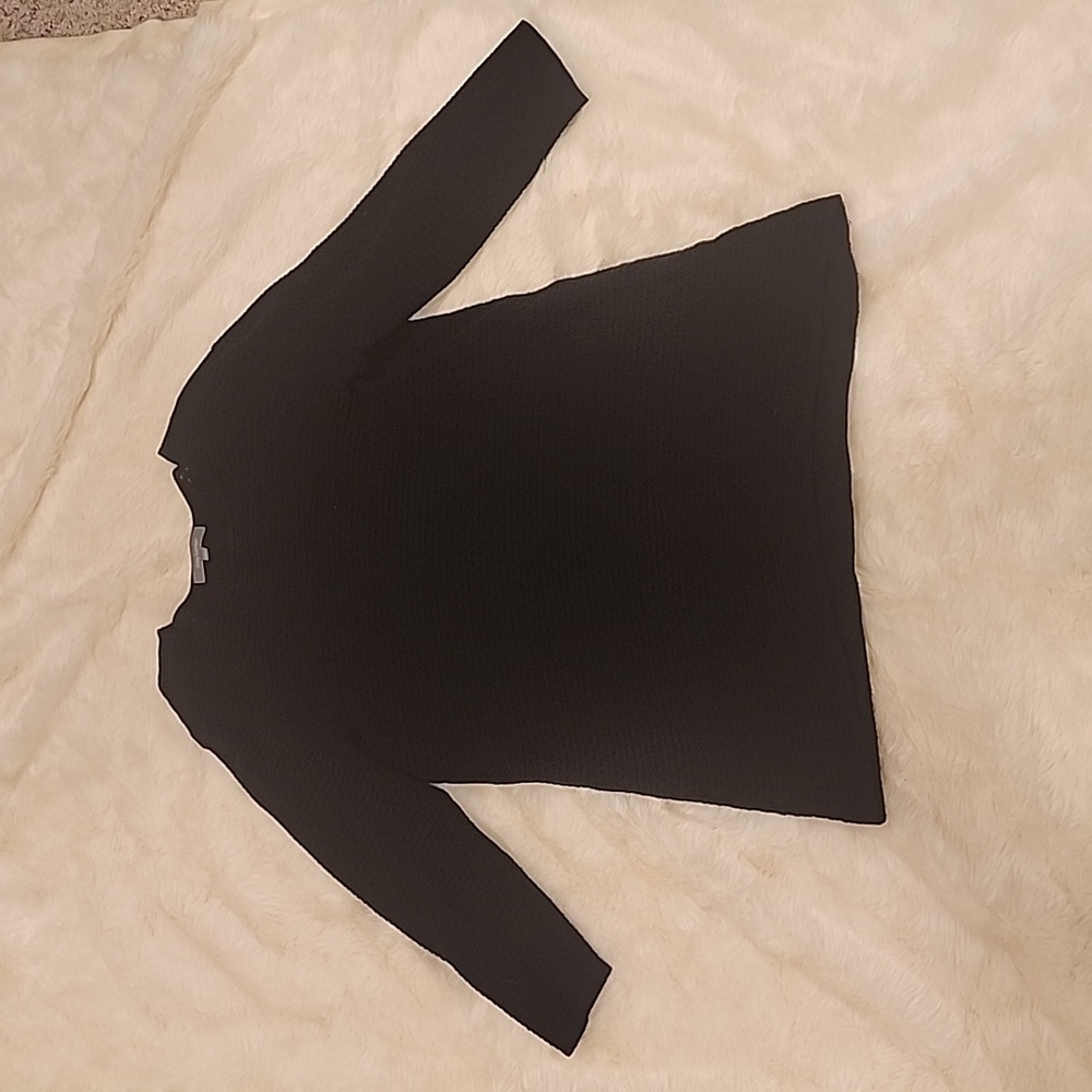 Daisy Fuentes Black Textured Top